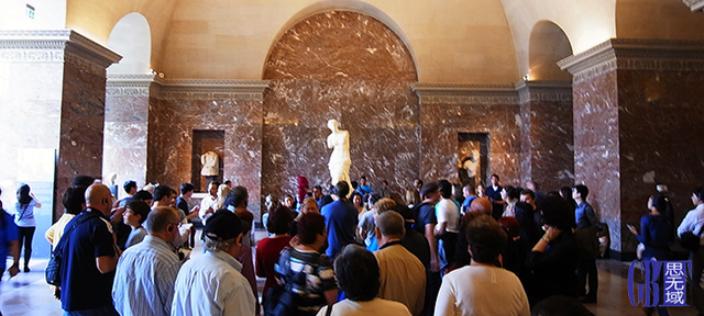 B07 参观卢浮宫.JPG