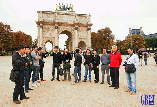 B06 到达卢浮宫.JPG